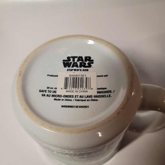 STARTWAR COFFE MUG.  White glossy ceramic. YODA PRINT. - Picture 5 of 14